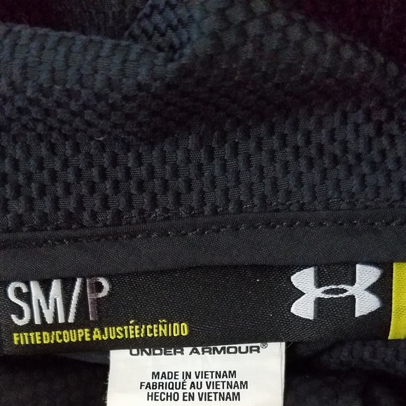 Under  Armour Rain  Jacket Size:SM/P - Picture 3 of 6